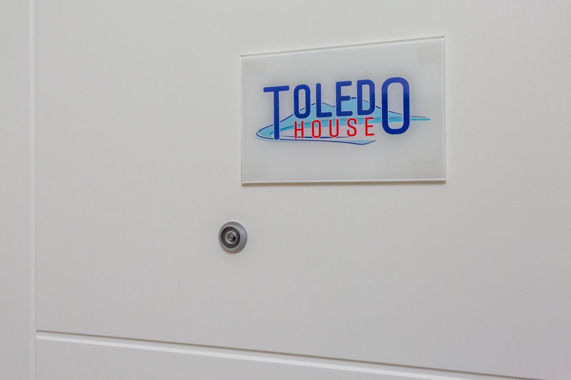 Toledo House Apartments Naples Exterior photo
